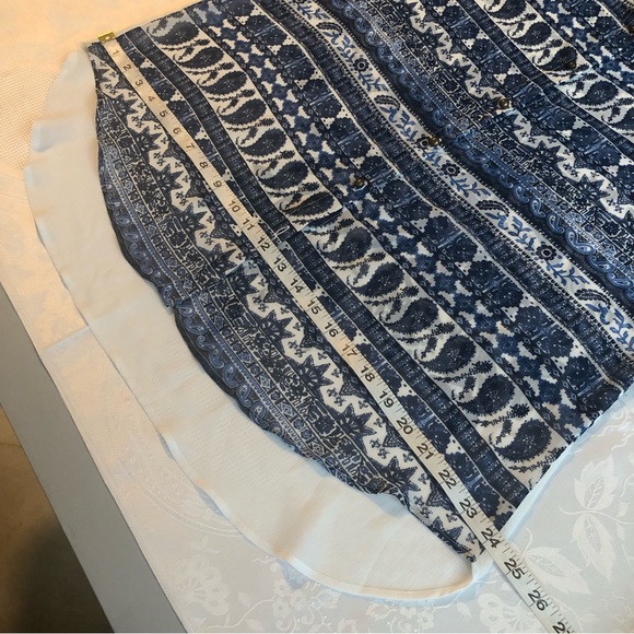 One World Women’s Size L White/Blue Paisley Floral Chiffon Blouse 3/4 Sleeves - Picture 12 of 16